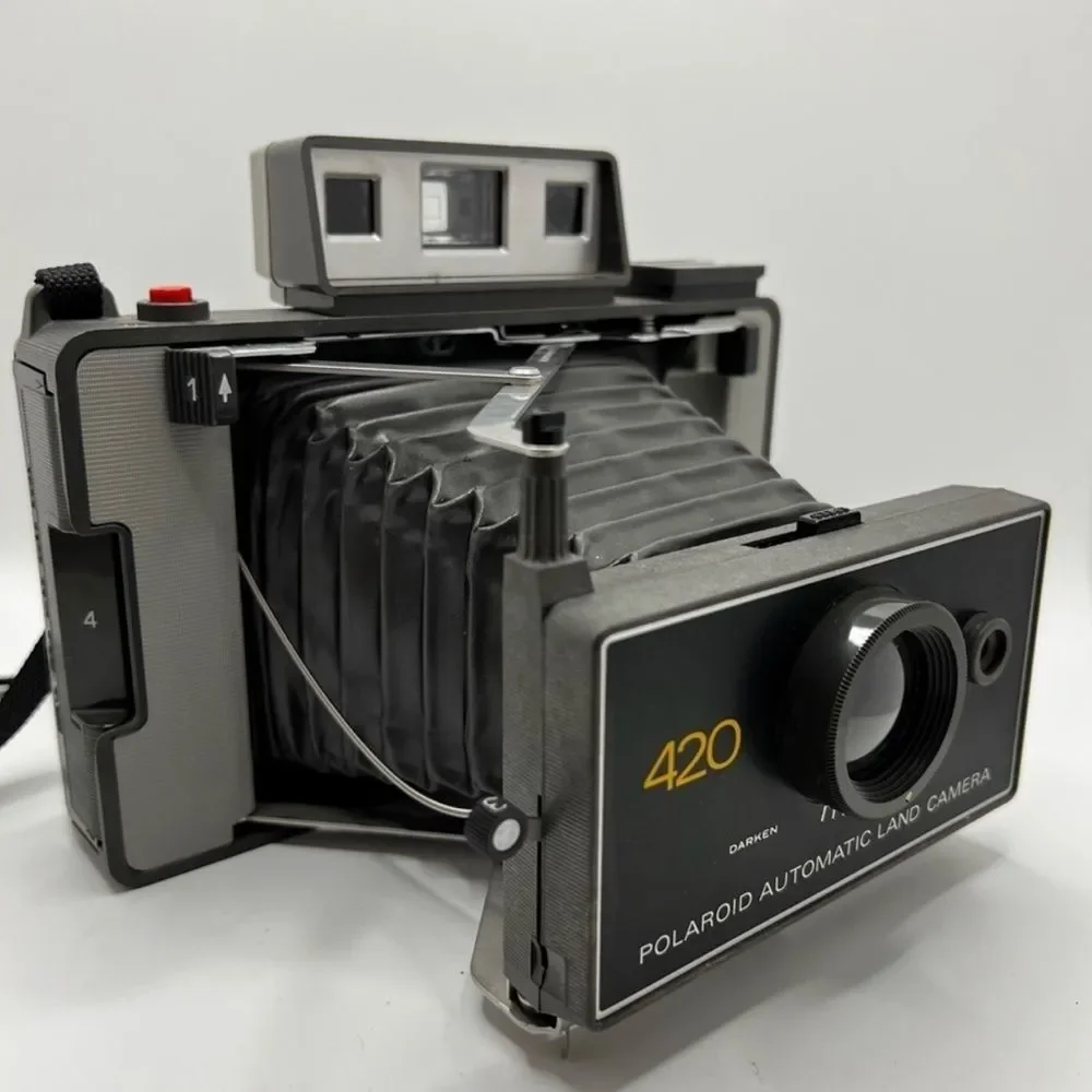 Polaroid Model 420 Vintage Instant Film Camera Packfilm